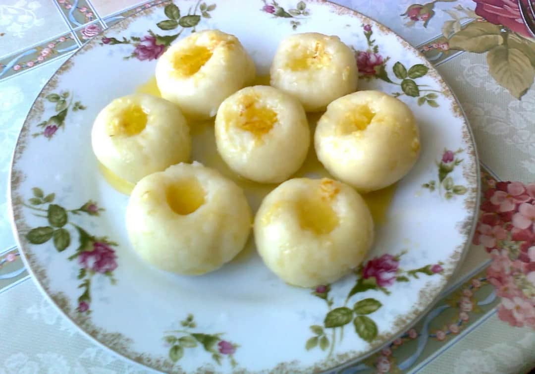 Z czym jeść kluski śląskie na słodko, aby zachwycić smakiem