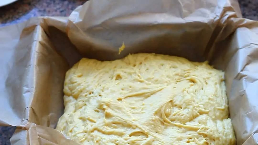 Jak zrobić placek drożdżowy - prosty przepis na idealne ciasto