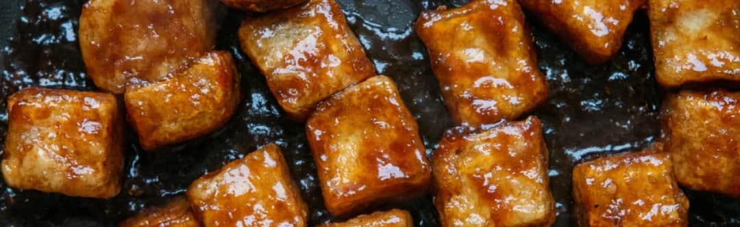 Jak zrobić tofu na patelni - idealne przepisy na pyszne dania
